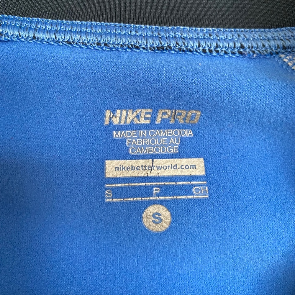 Nike Pro Cold Weather Compression half zip, Small